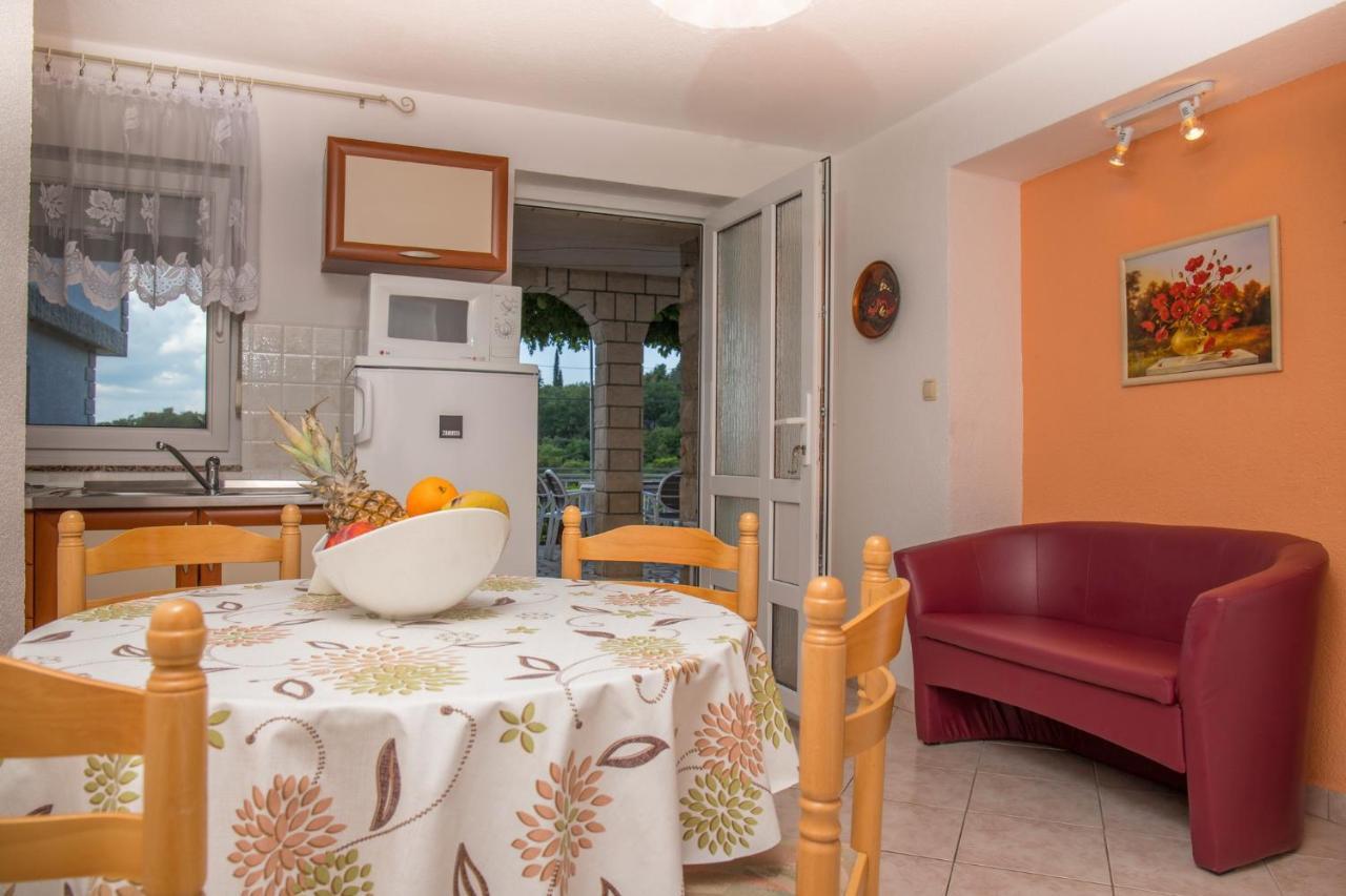Apartments Zorica Dramalj Ngoại thất bức ảnh