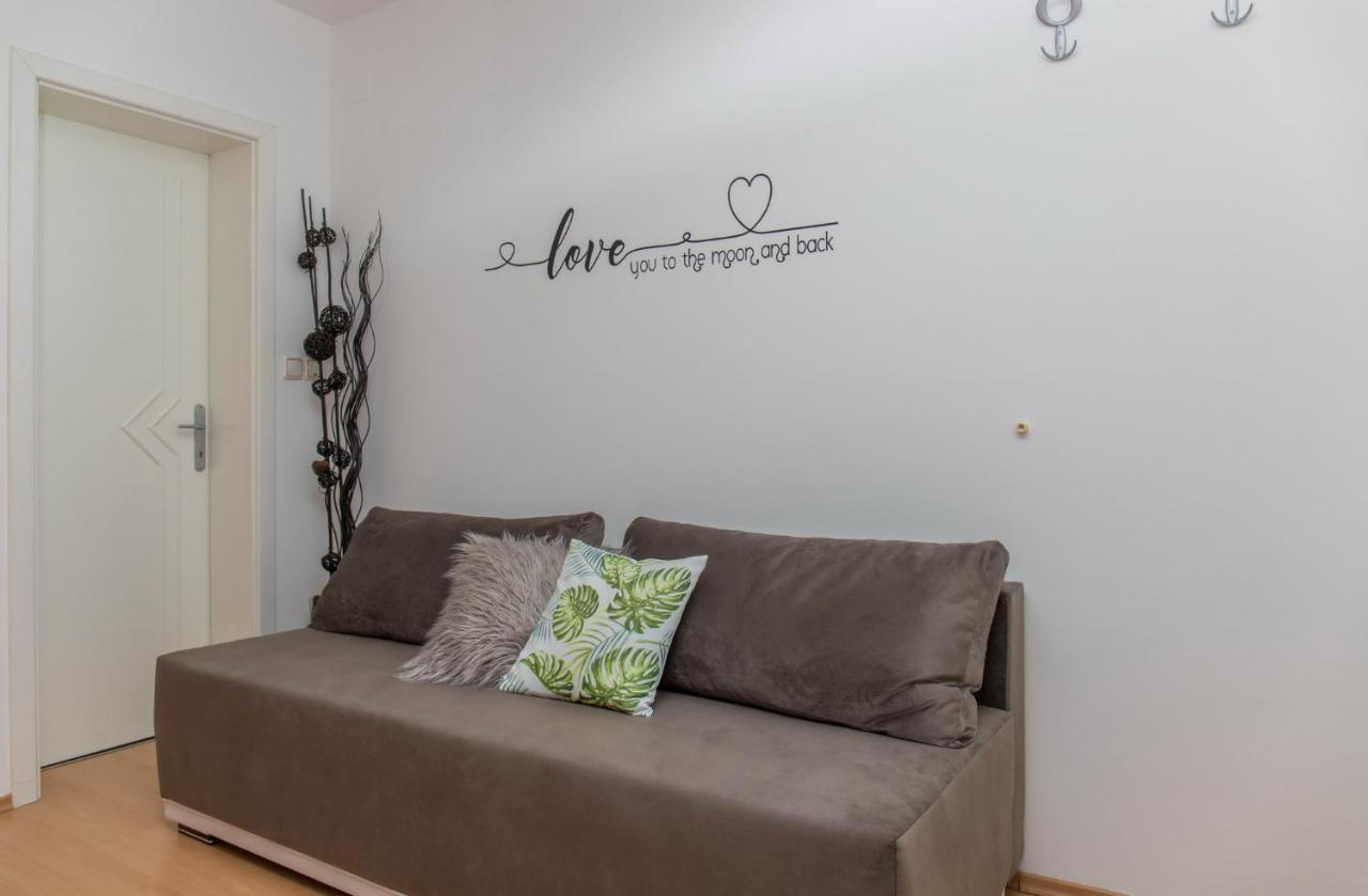 Apartments Zorica Dramalj Ngoại thất bức ảnh