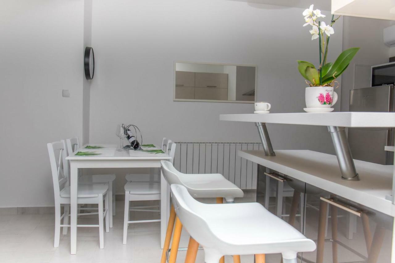 Apartments Zorica Dramalj Ngoại thất bức ảnh