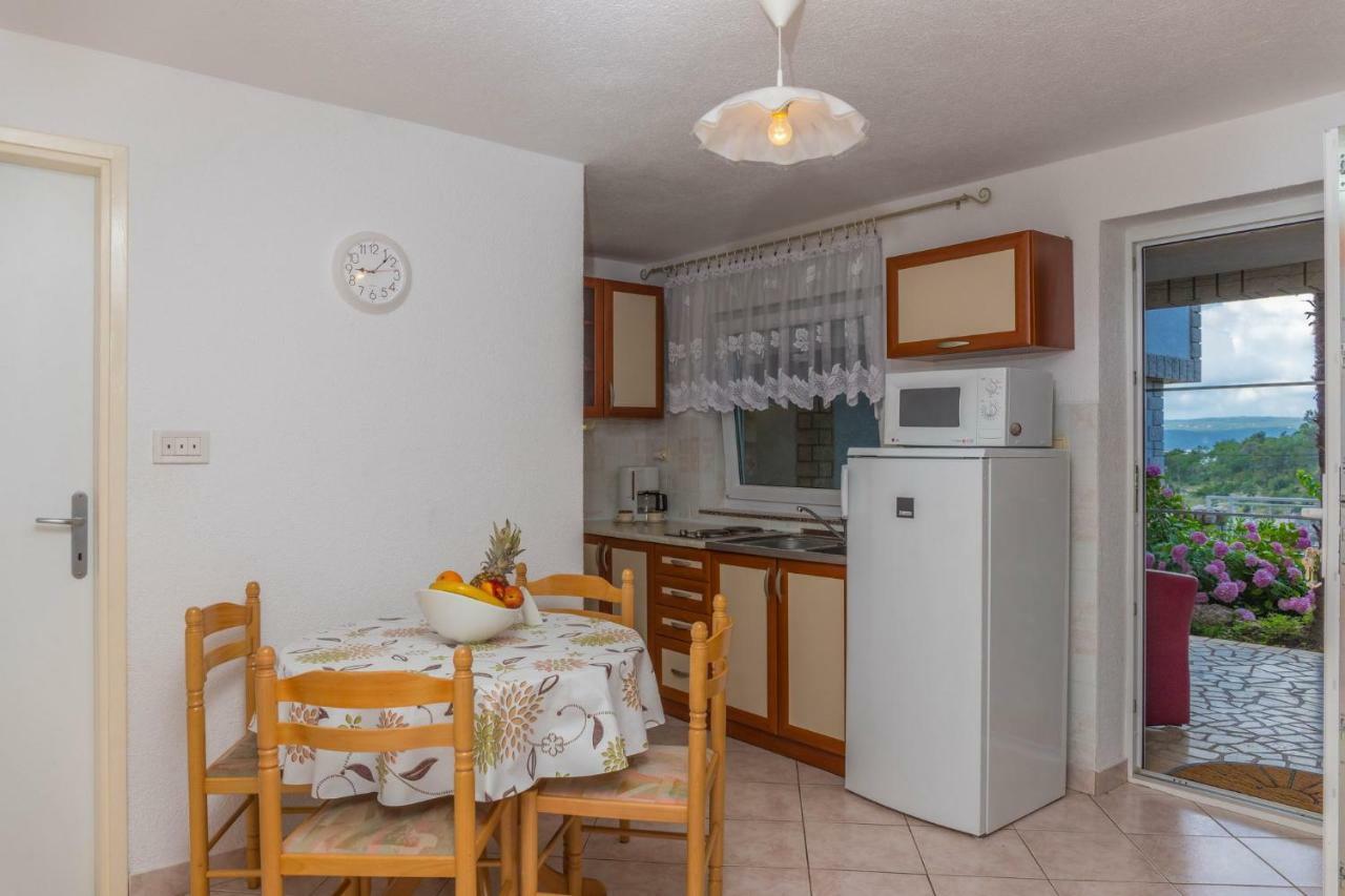 Apartments Zorica Dramalj Ngoại thất bức ảnh