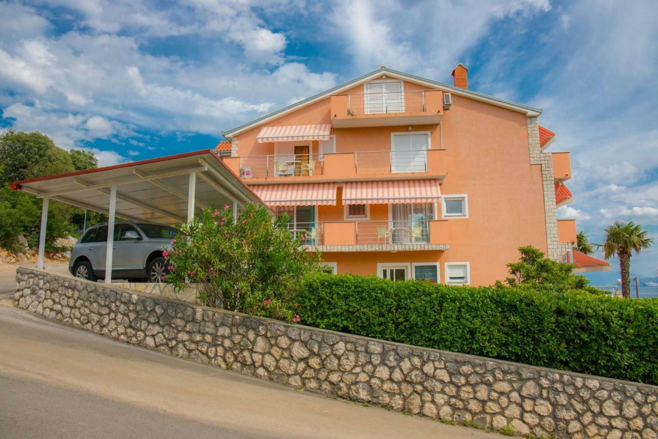 Apartments Zorica Dramalj Ngoại thất bức ảnh